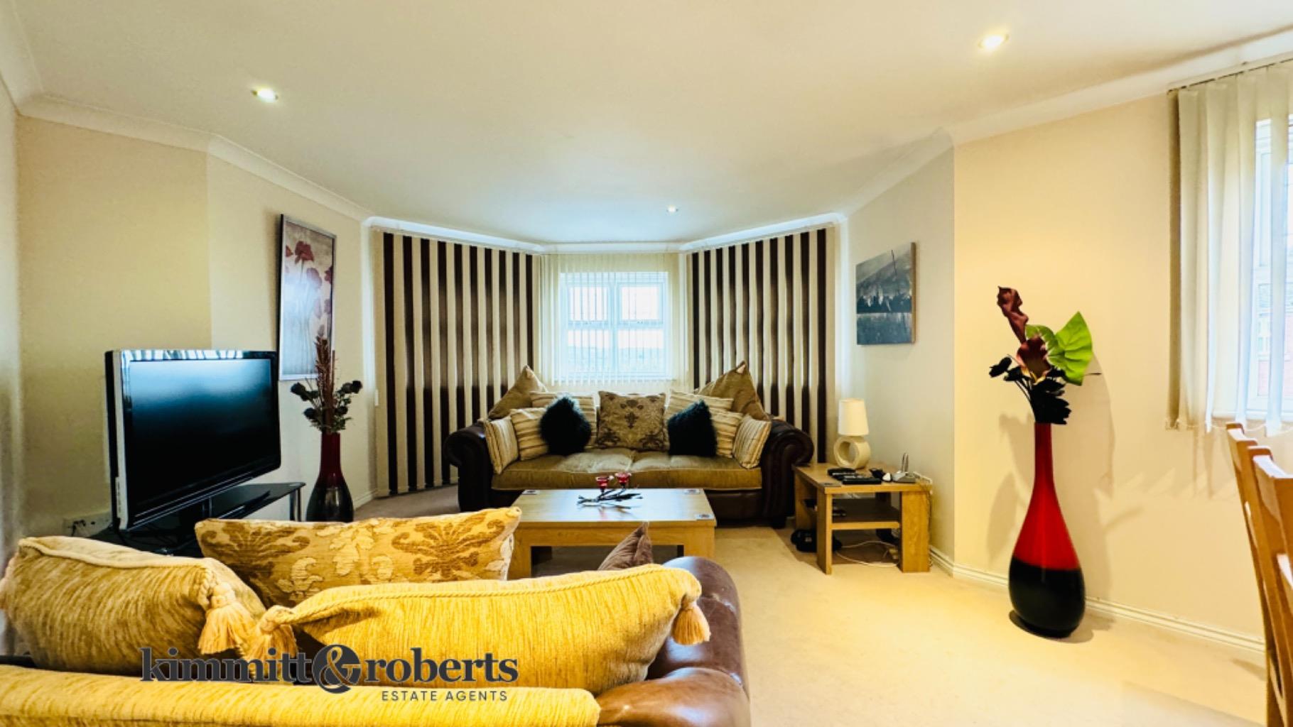 2 Bedroom Flat