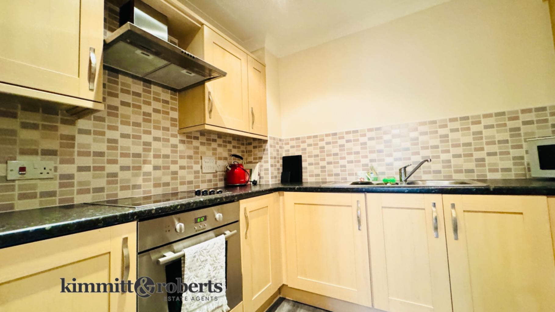2 Bedroom Flat