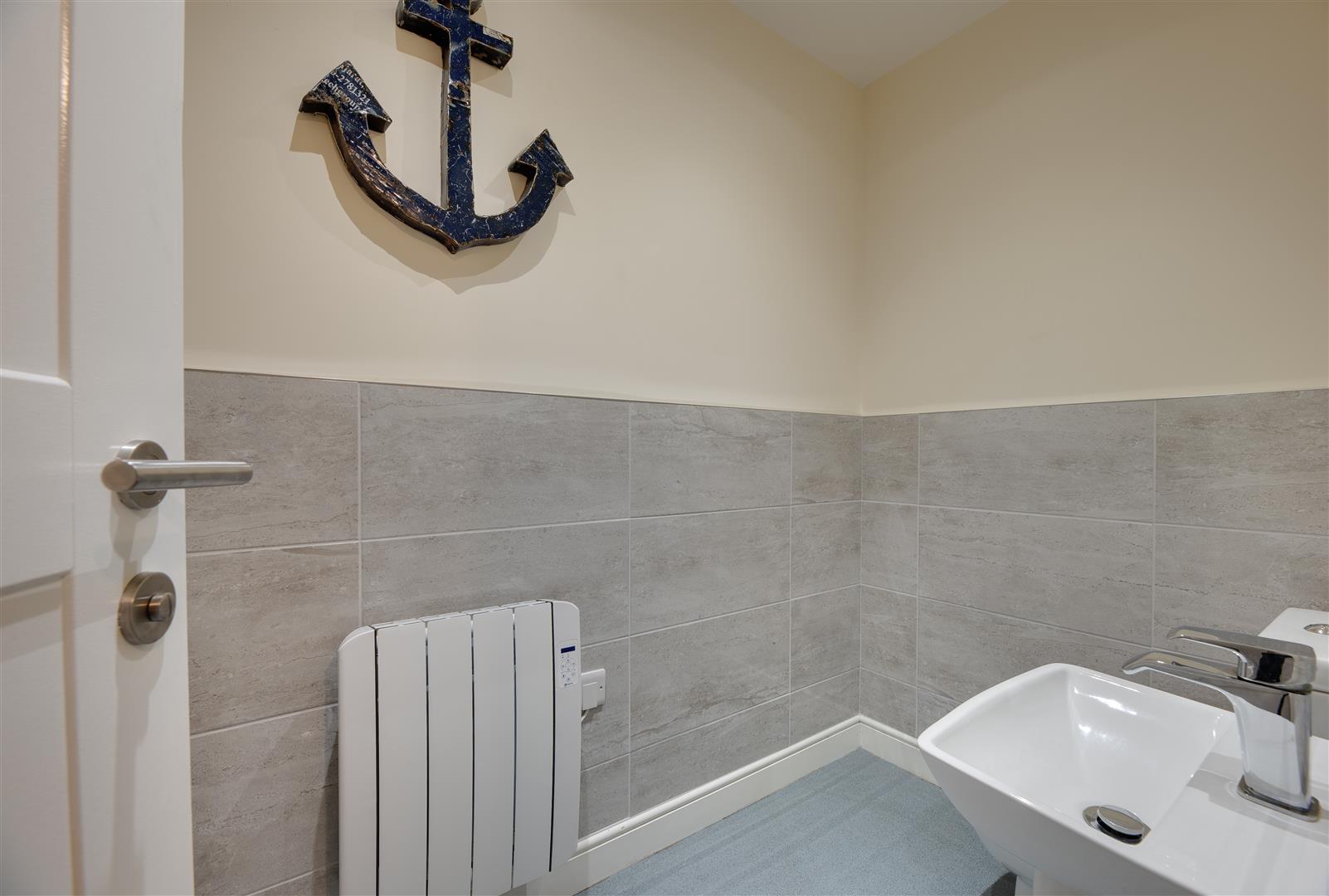 4 Bedroom House - End Terrace
