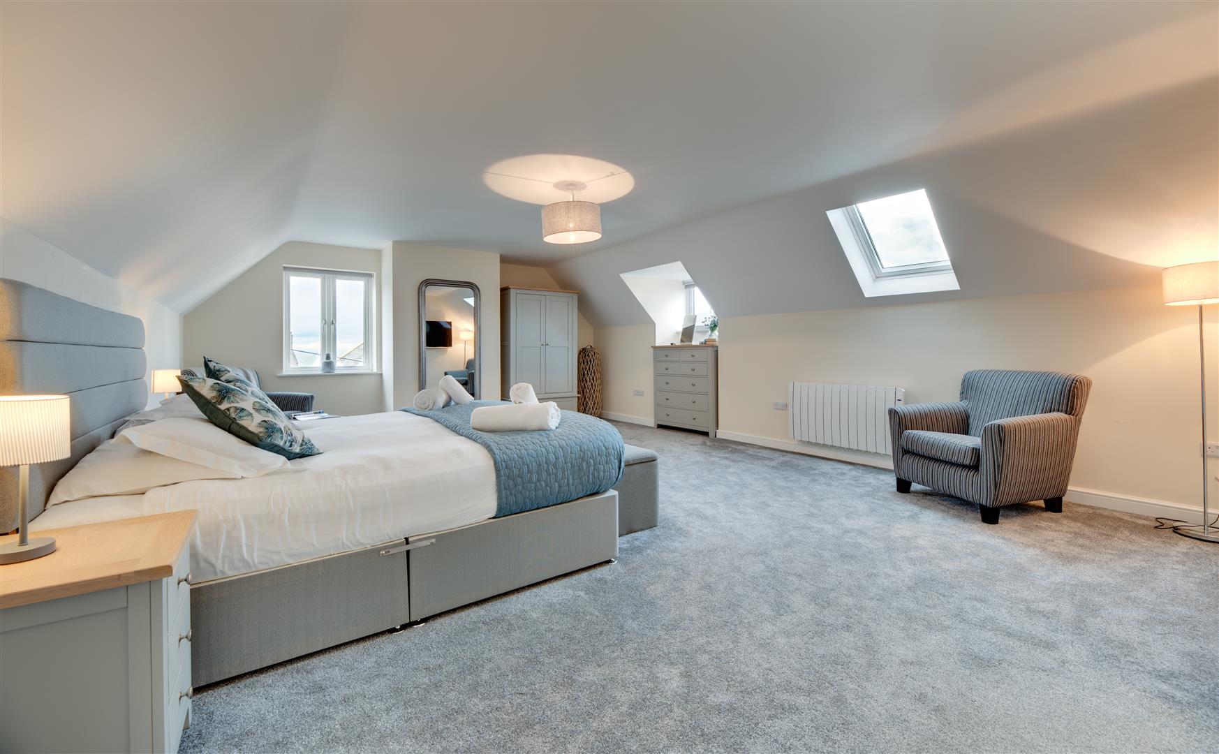 4 Bedroom House - End Terrace