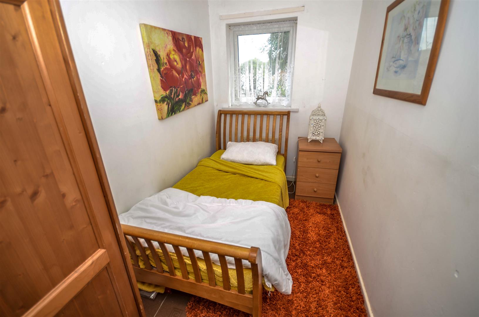 4 Bedroom House - End Terrace