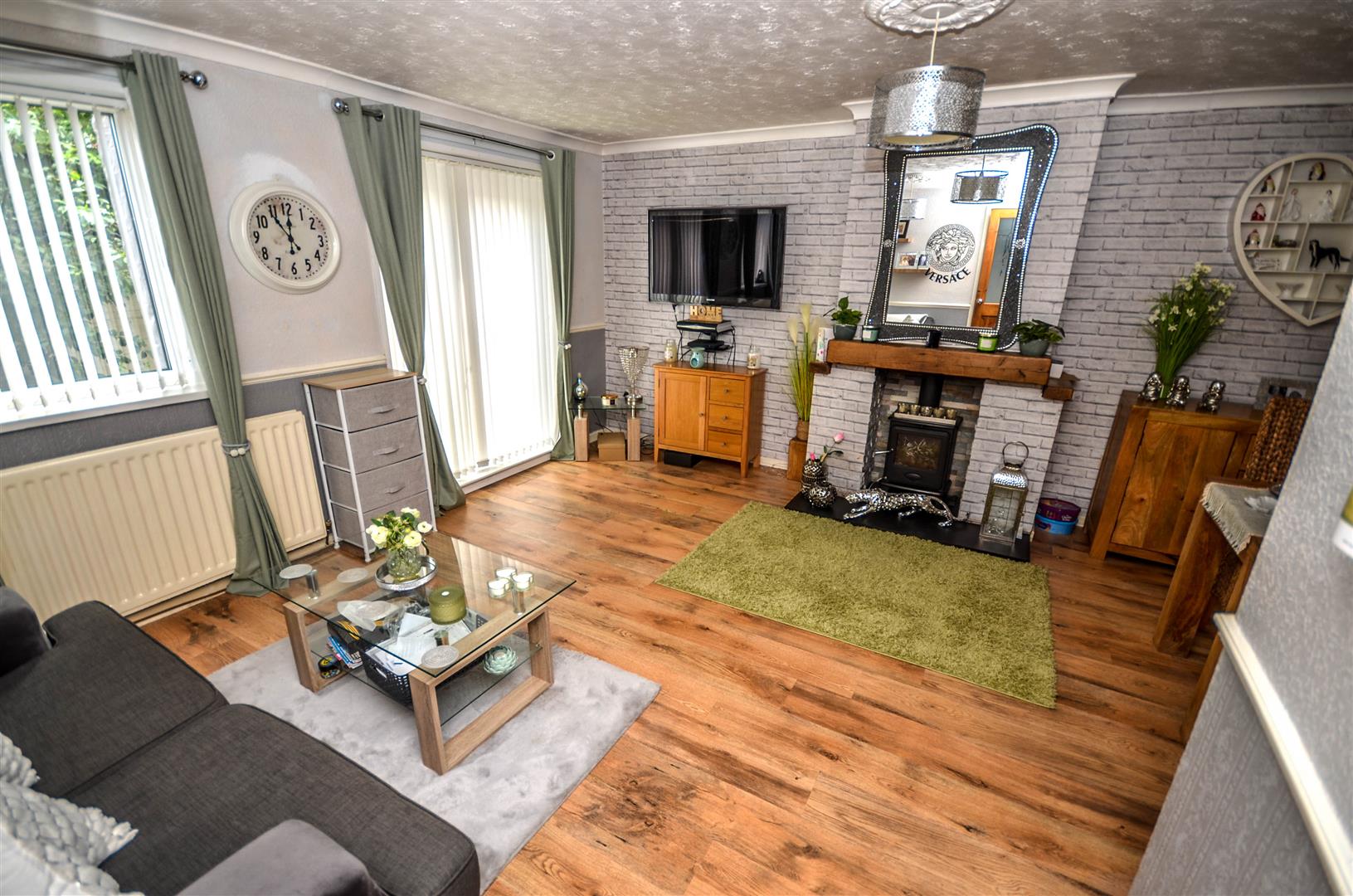 4 Bedroom House - End Terrace