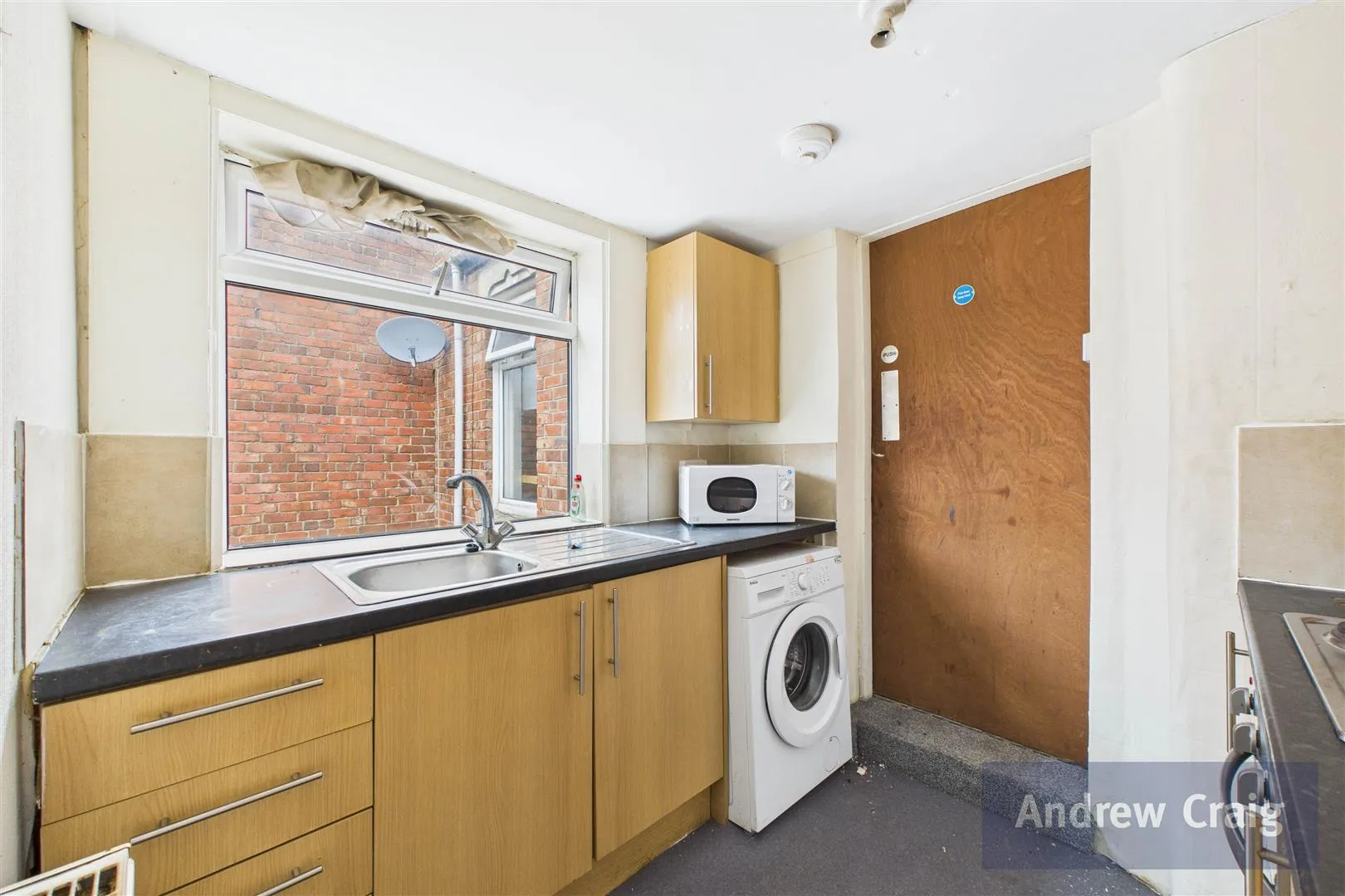 4 Bedroom Flat