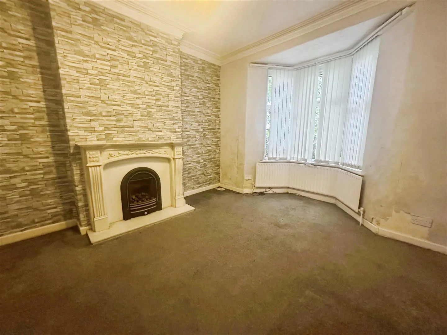 3 Bedroom House - Terraced