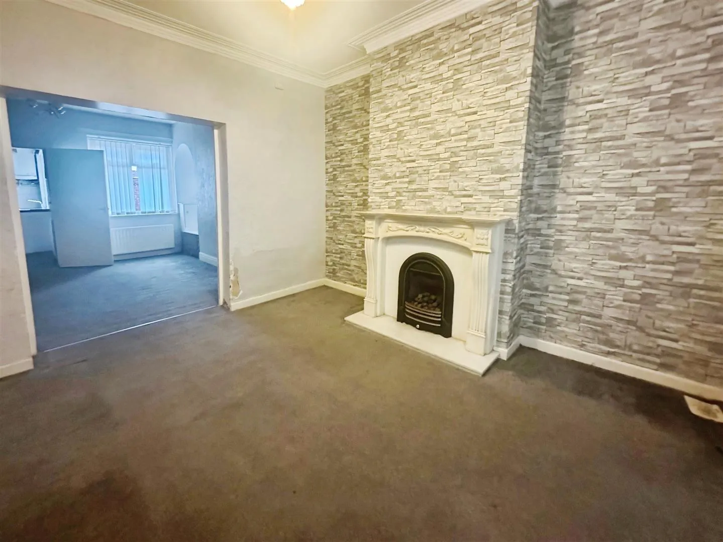 3 Bedroom House - Terraced