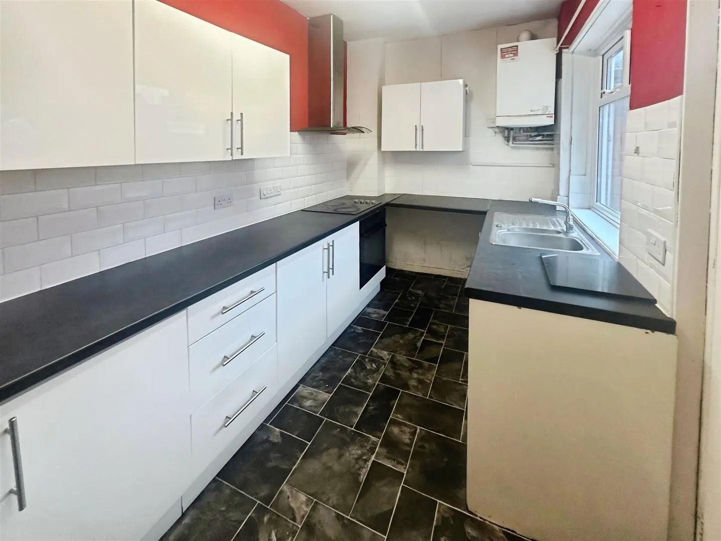 3 Bedroom House - Terraced