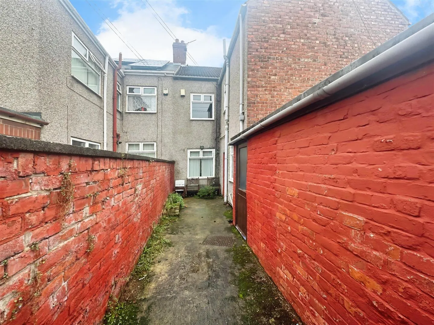 3 Bedroom House - Terraced