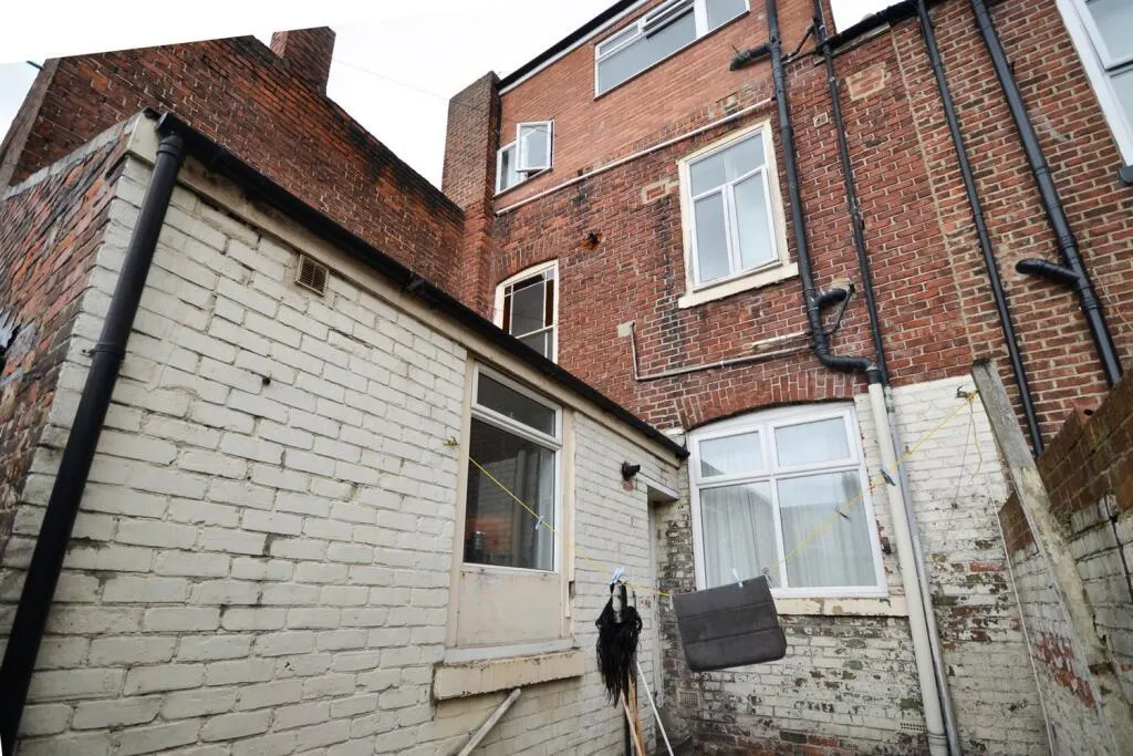 3 Bedroom Block of Flats