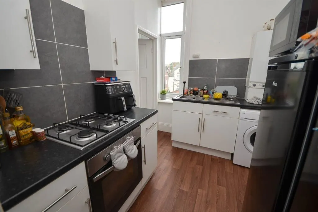 3 Bedroom Block of Flats