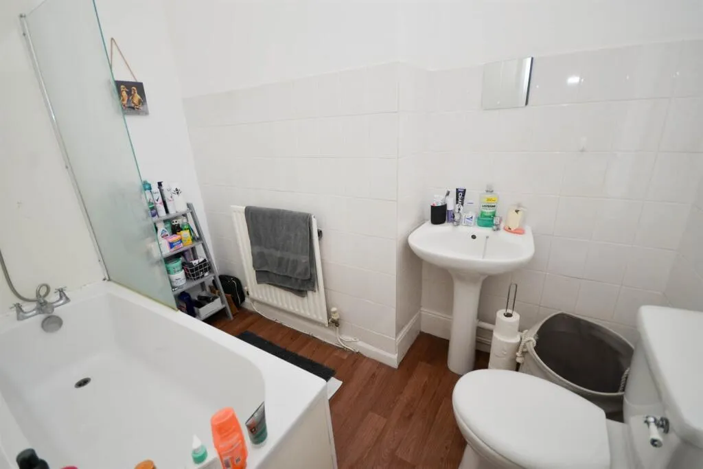 3 Bedroom Block of Flats