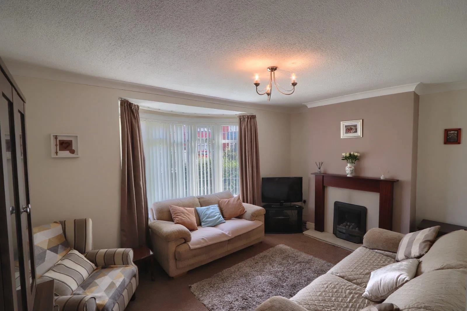 2 Bedroom House - Semi-Detached