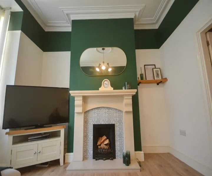 3 Bedroom House - Terraced