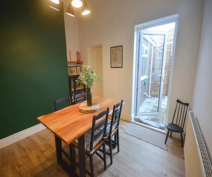 3 Bedroom House - Terraced