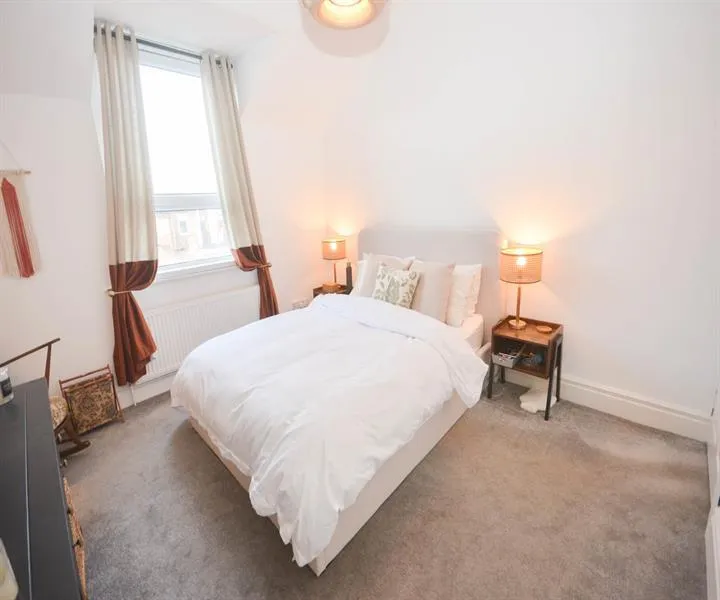 3 Bedroom House - Terraced