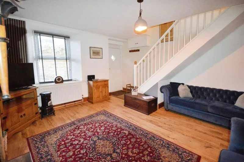 2 Bedroom House - Terraced