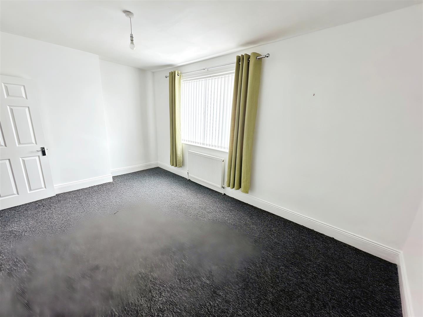 2 Bedroom House - Terraced
