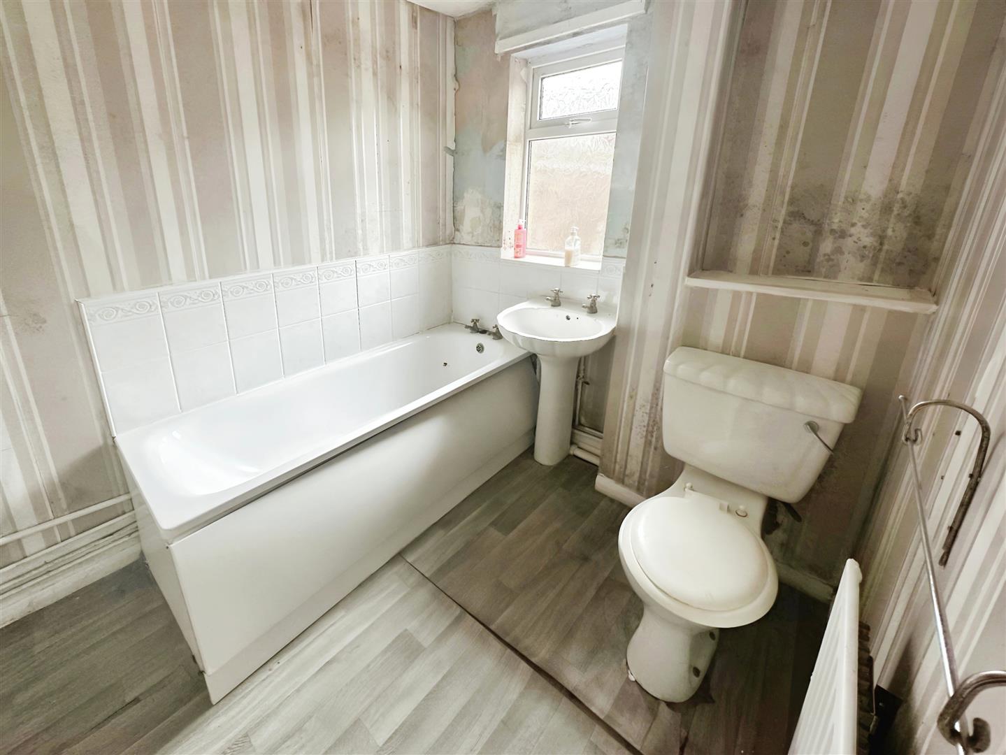 2 Bedroom House - End Terrace