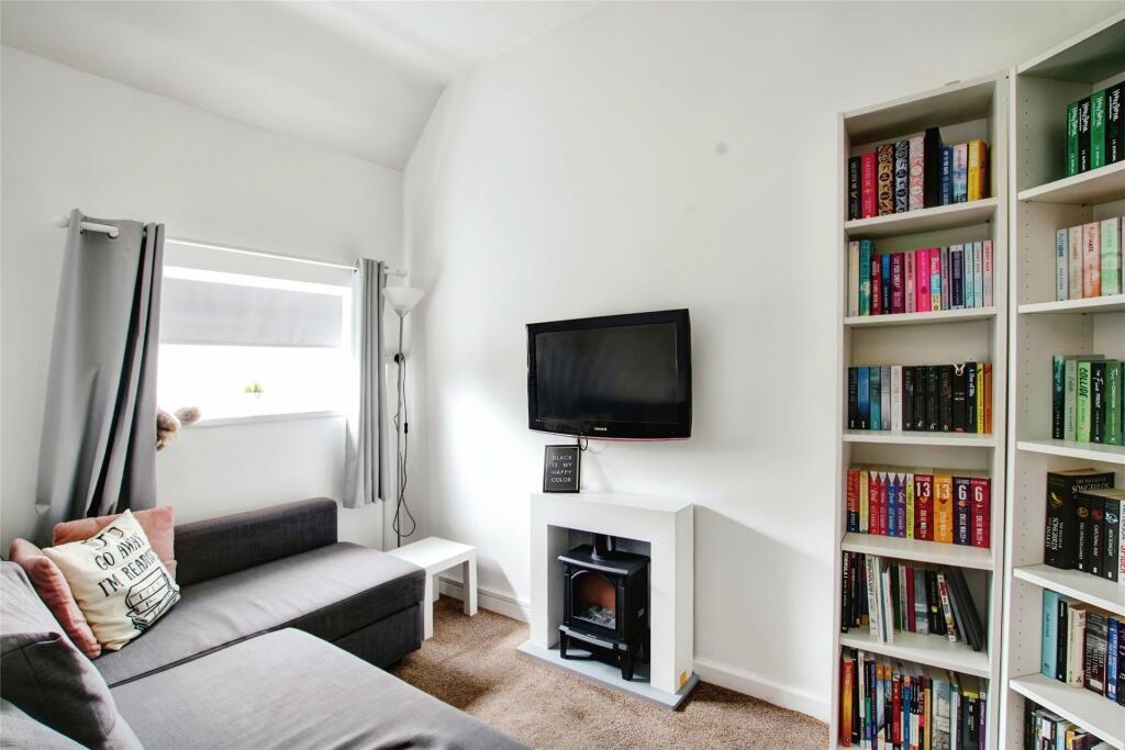 3 Bedroom House - Semi-Detached