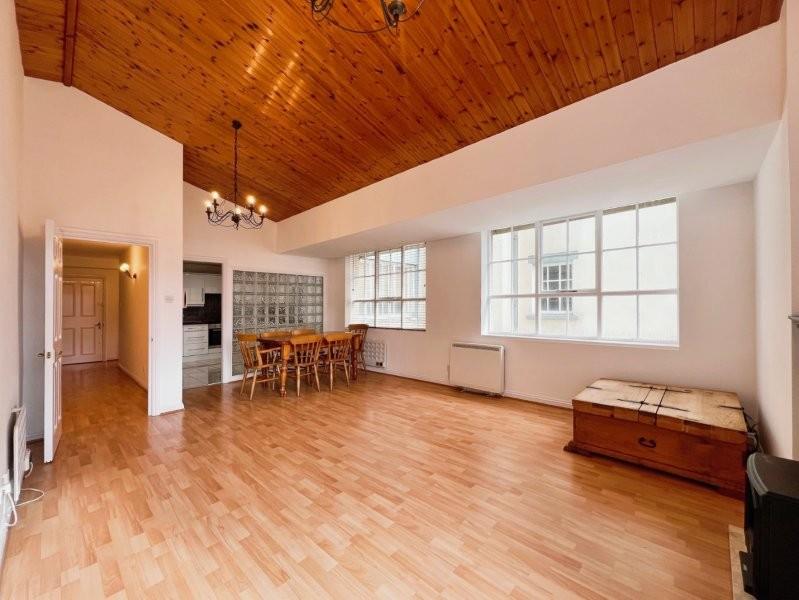 3 Bedroom Flat