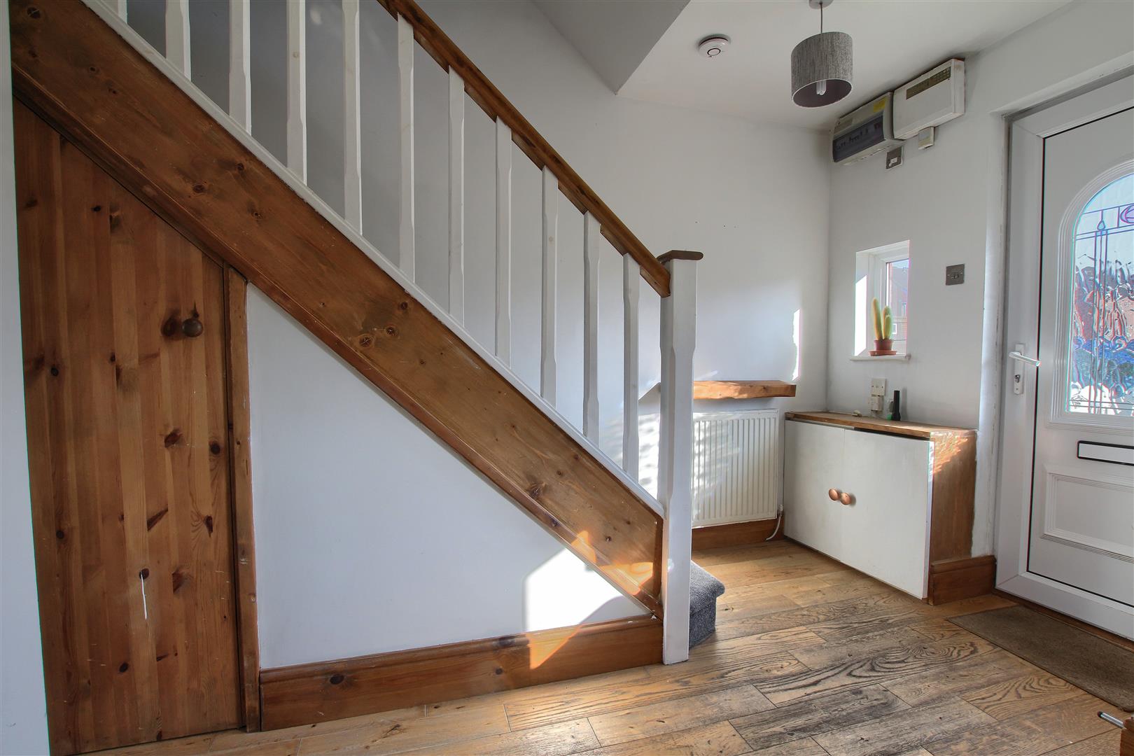 2 Bedroom House - Mid Terrace