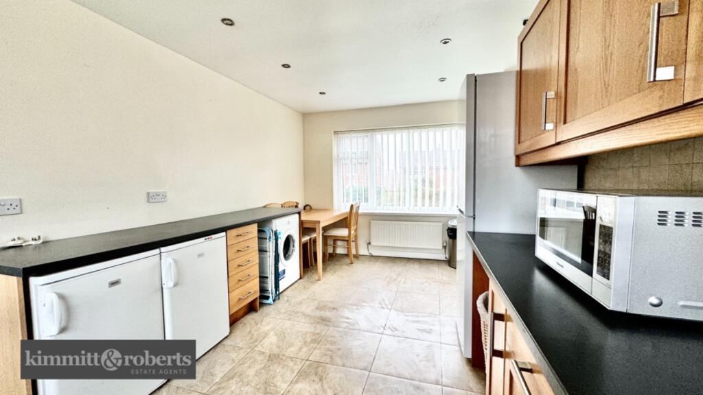 2 Bedroom House - Semi-Detached