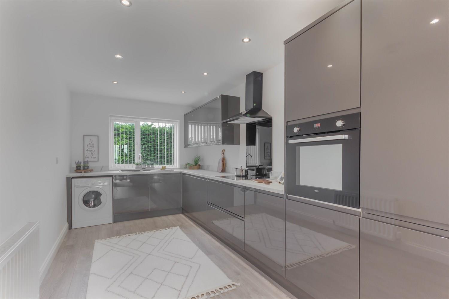 3 Bedroom House - Townhouse