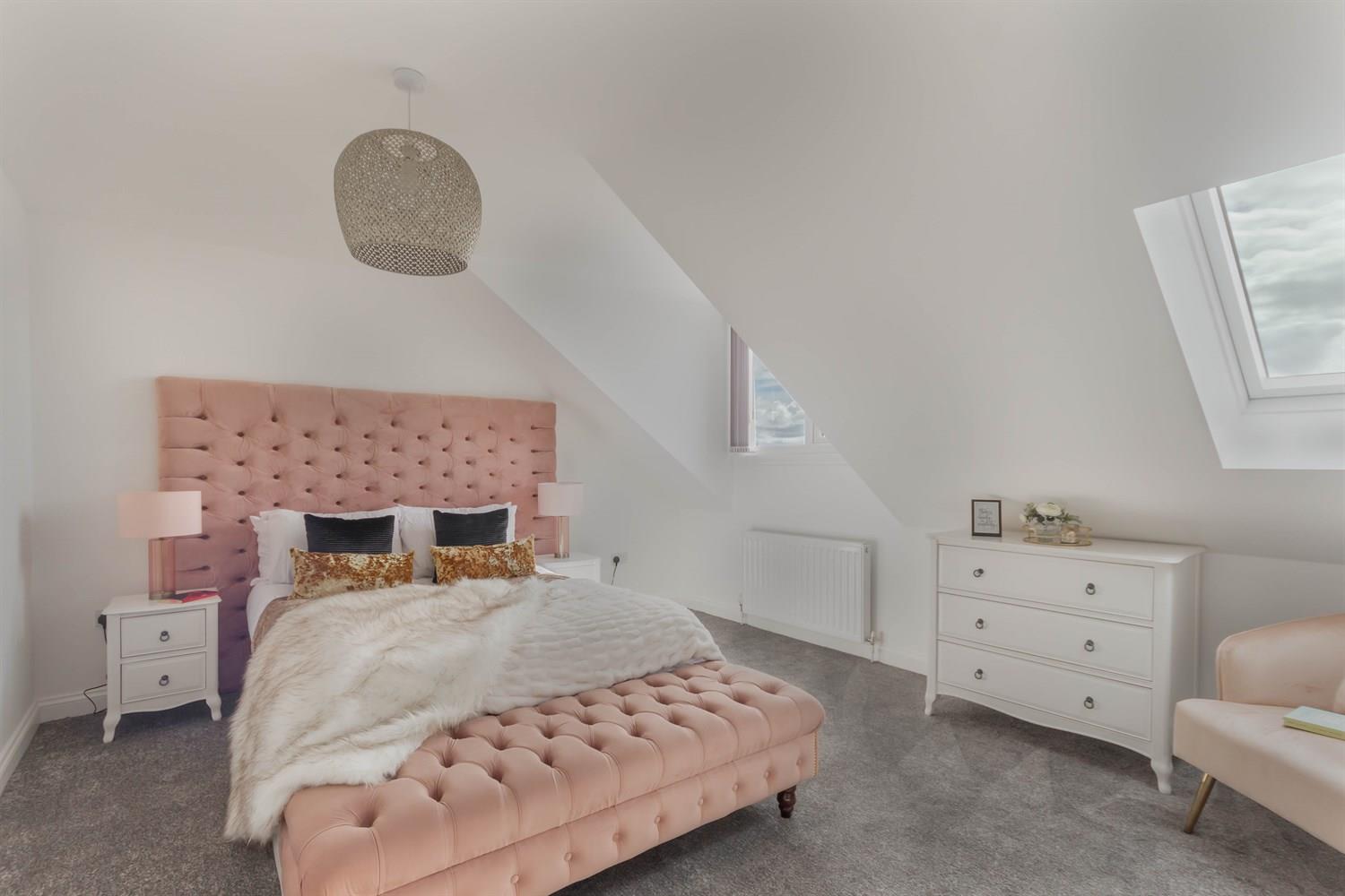 3 Bedroom House - Townhouse