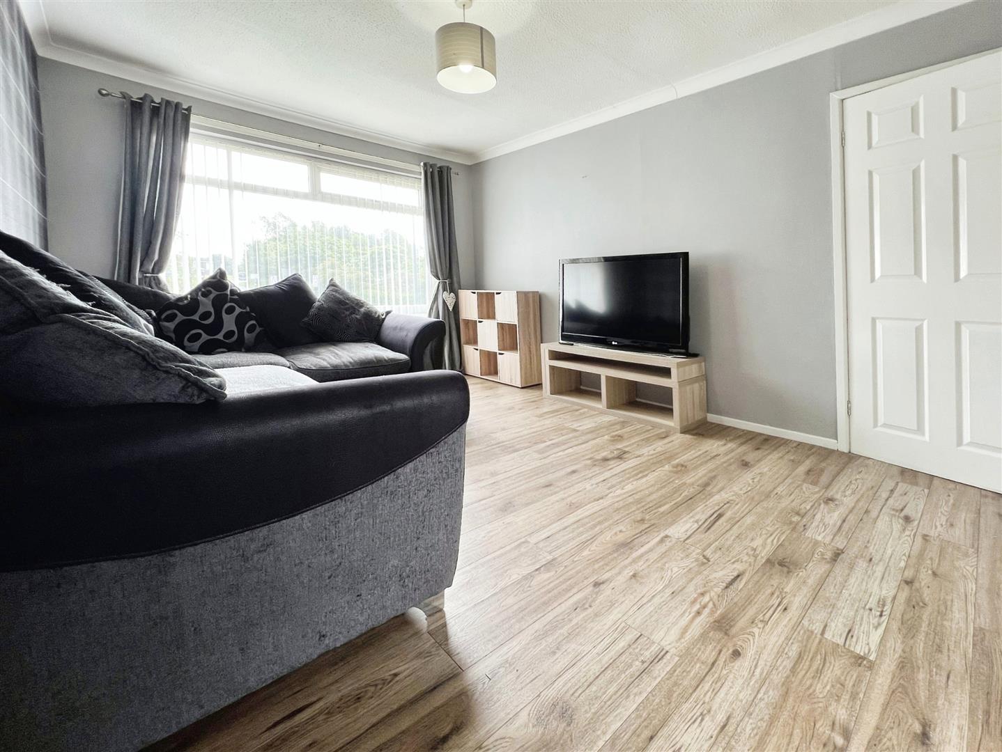 2 Bedroom Flat