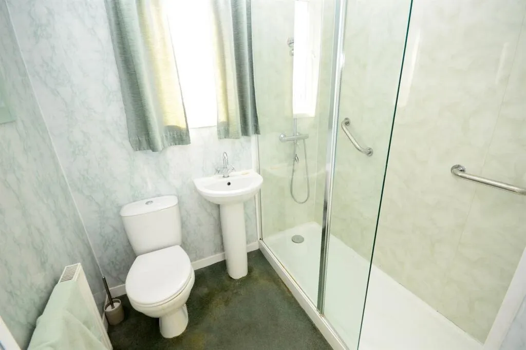 3 Bedroom House - Semi-Detached