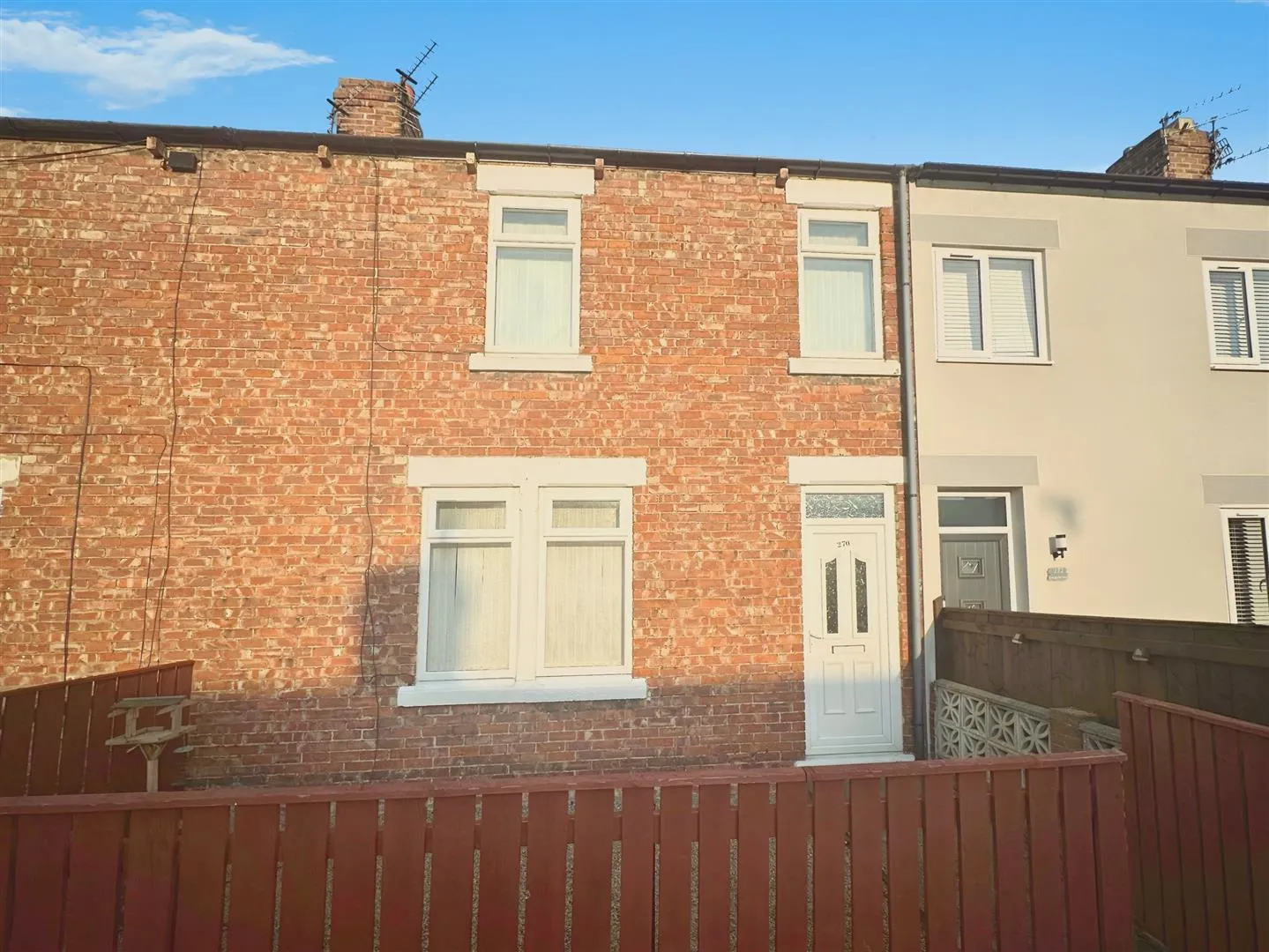 2 Bedroom House - Mid Terrace