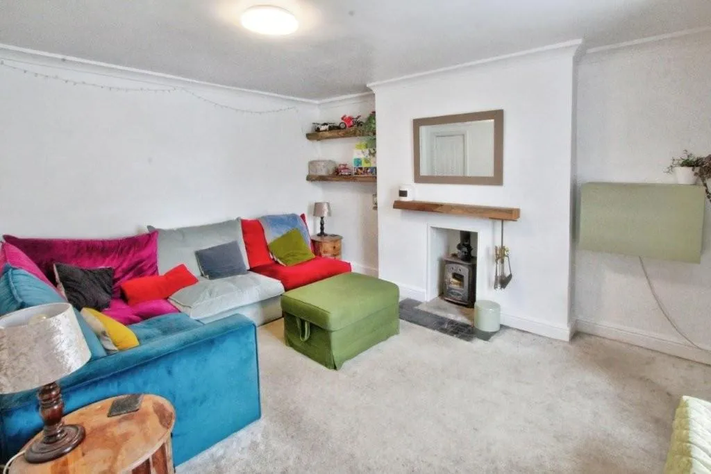 3 Bedroom House - End Terrace