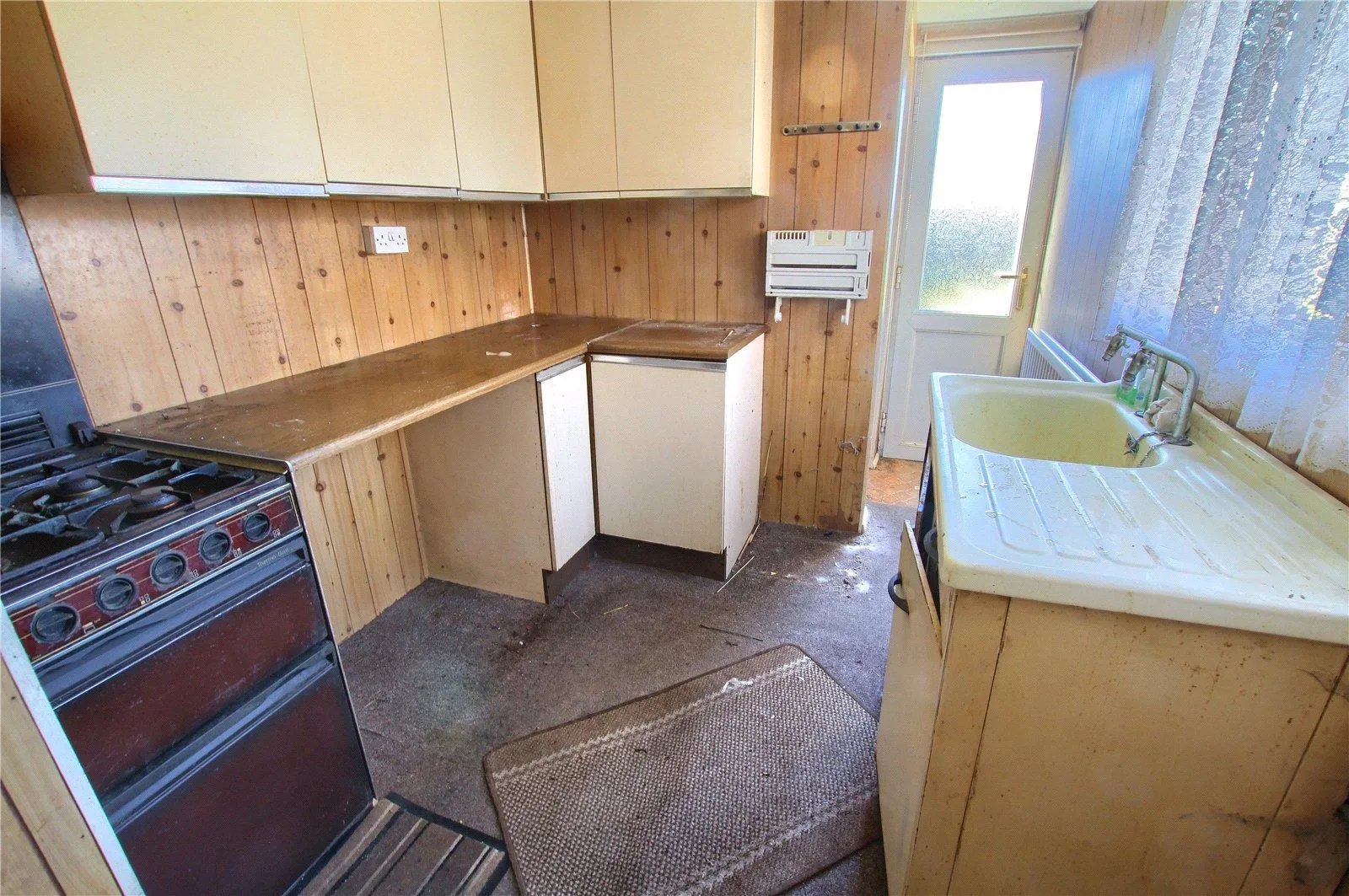 3 Bedroom House - End Terrace