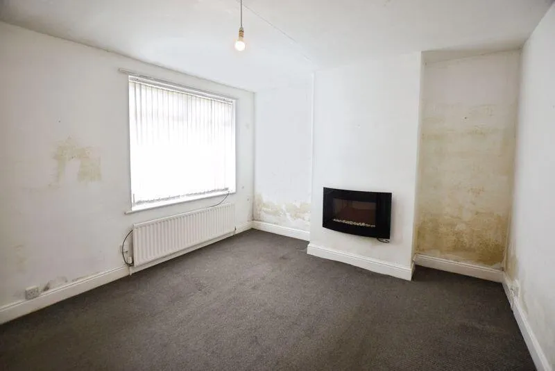 2 Bedroom Flat