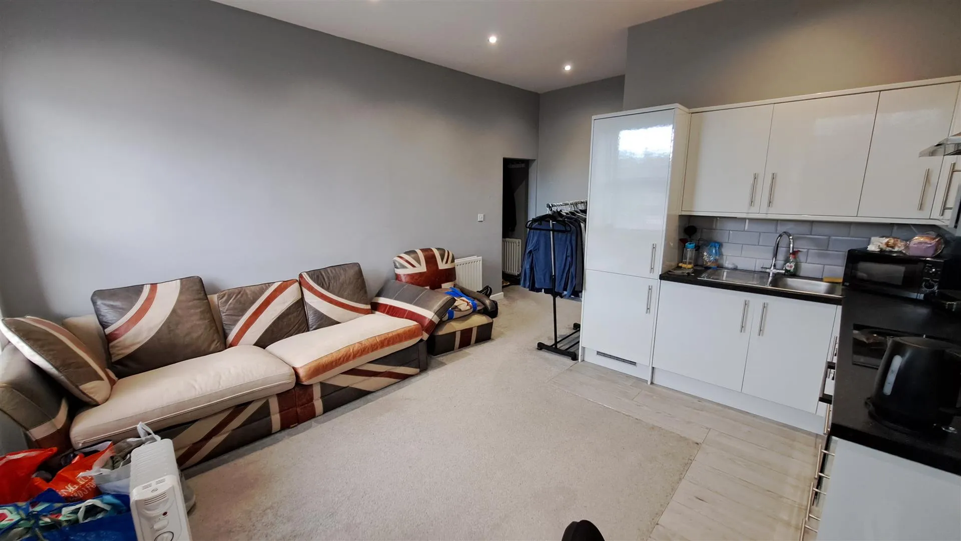 2 Bedroom Block of Flats