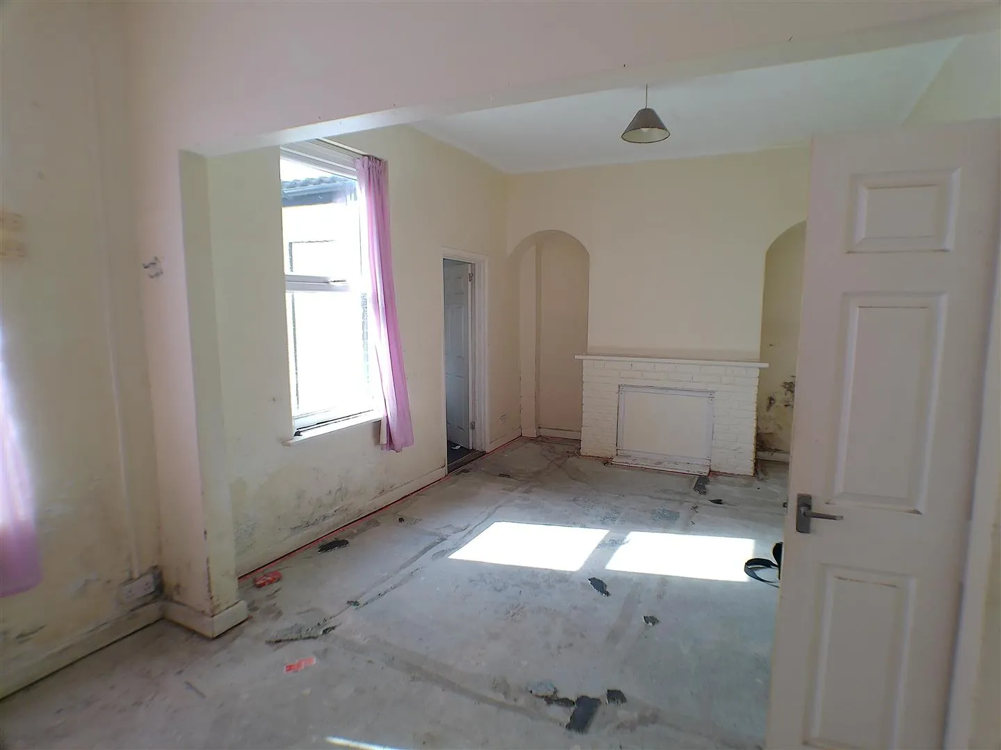 2 Bedroom Cottage - Terraced