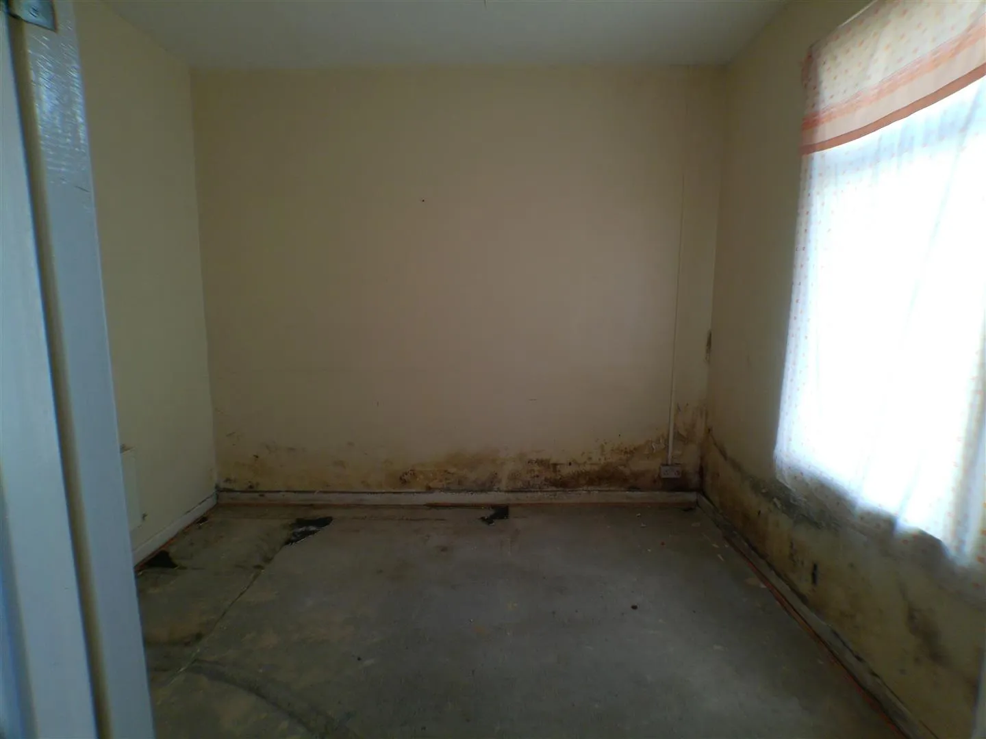 2 Bedroom Cottage - Terraced