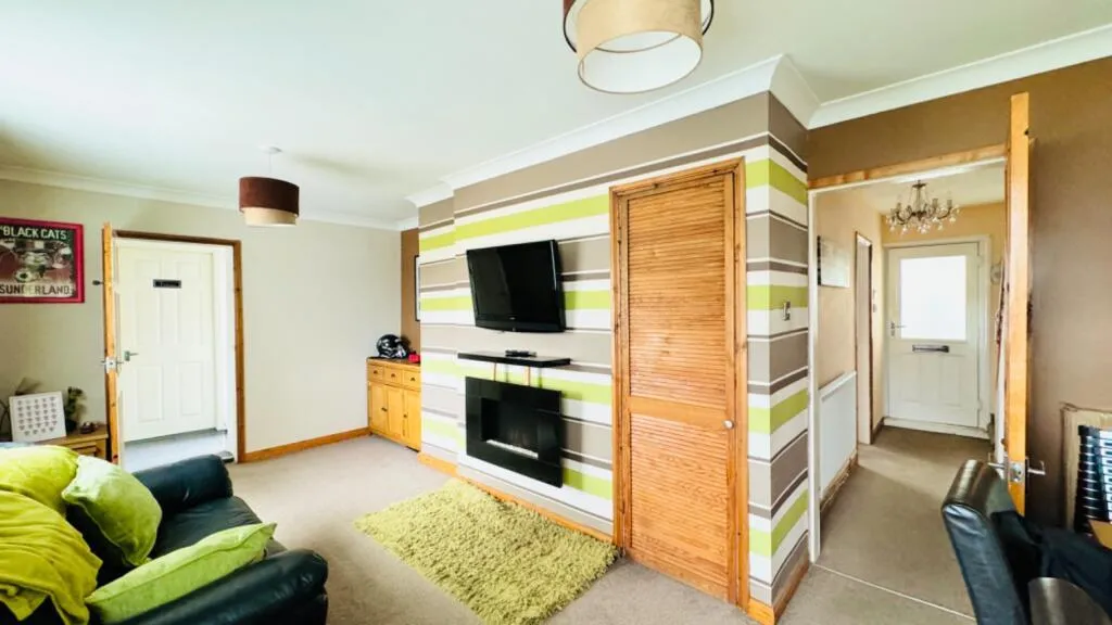 3 Bedroom House - Semi-Detached