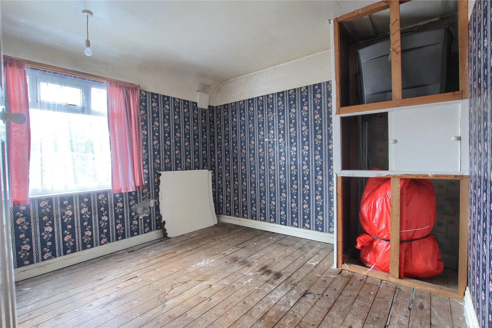 3 Bedroom House - Semi-Detached