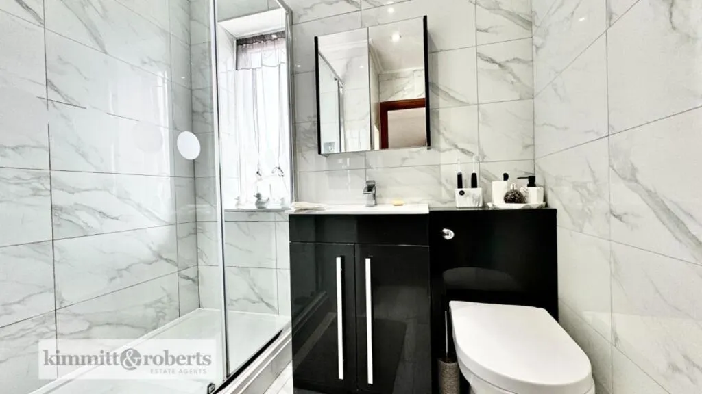 2 Bedroom House - Semi-Detached
