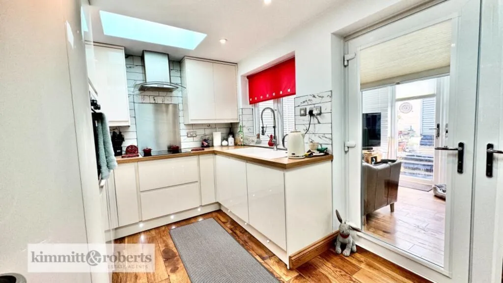 2 Bedroom House - Semi-Detached