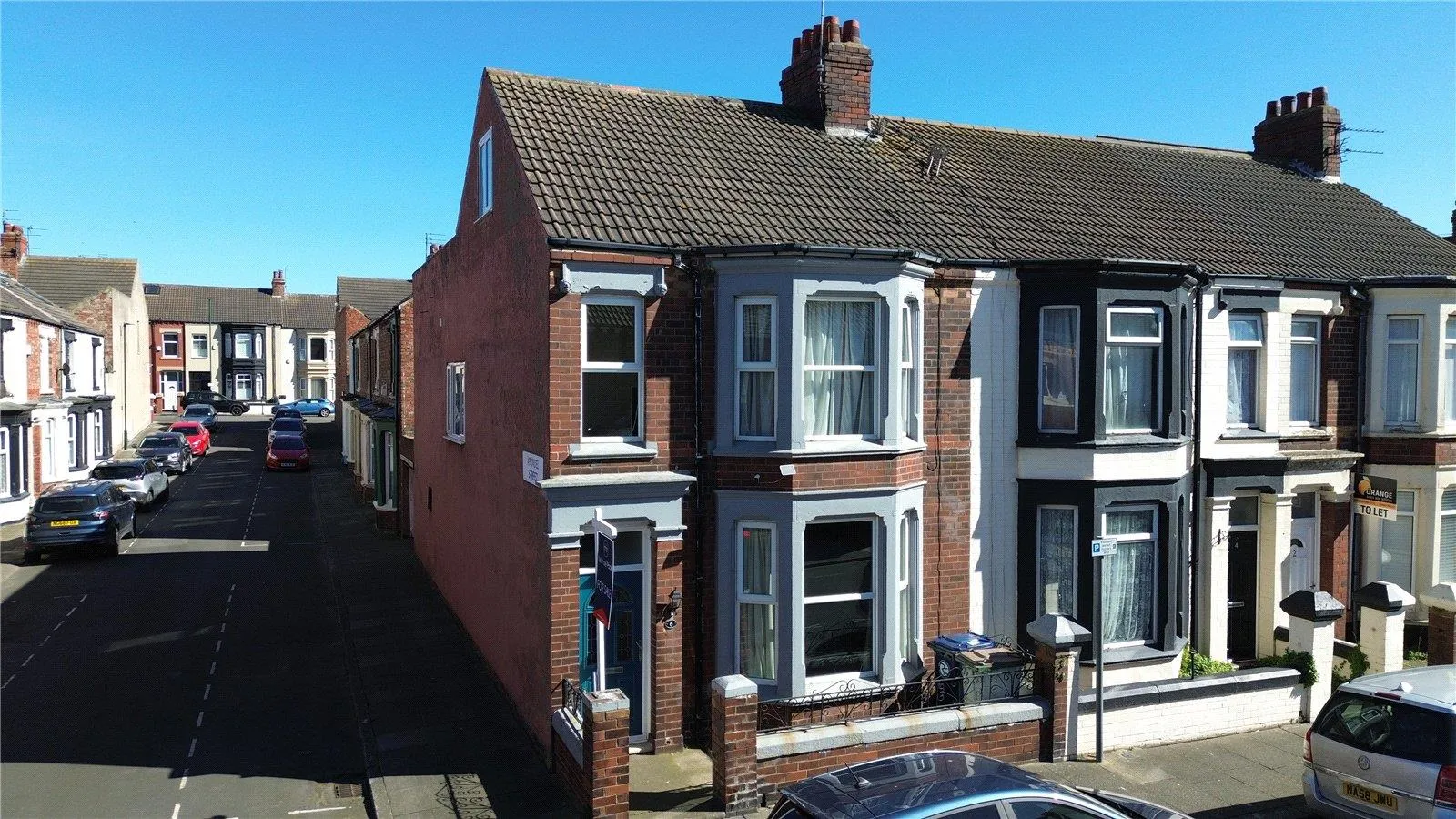 3 Bedroom House - End Terrace