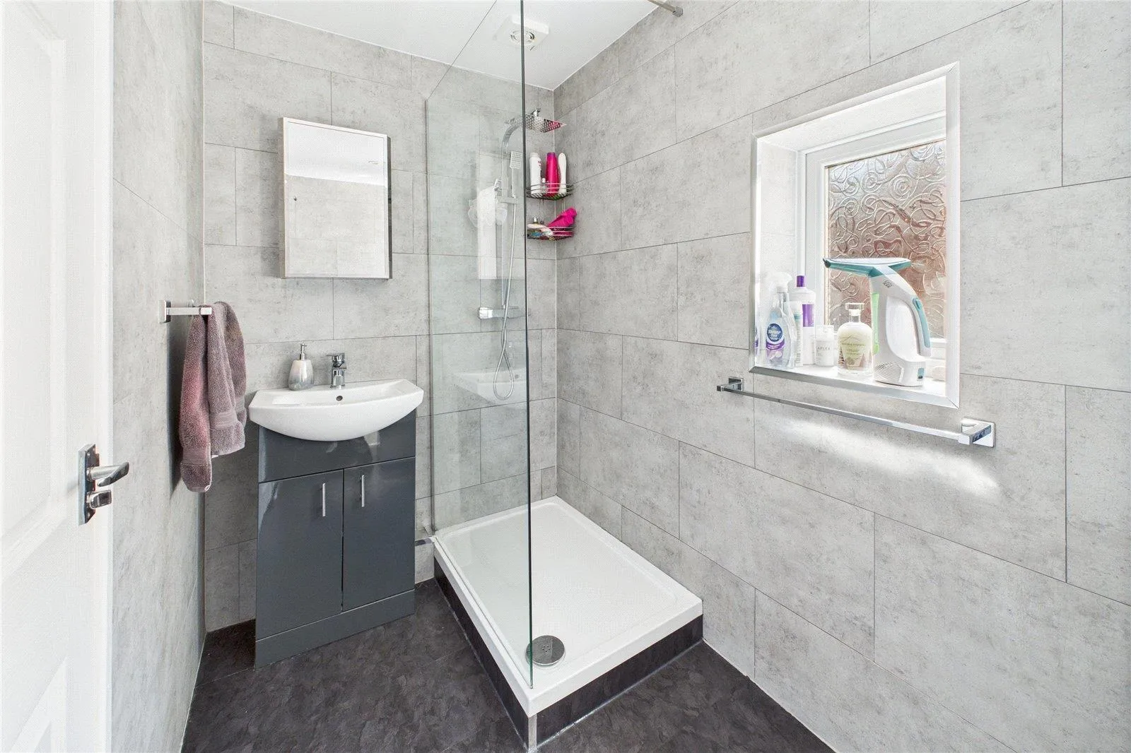 3 Bedroom House - End Terrace
