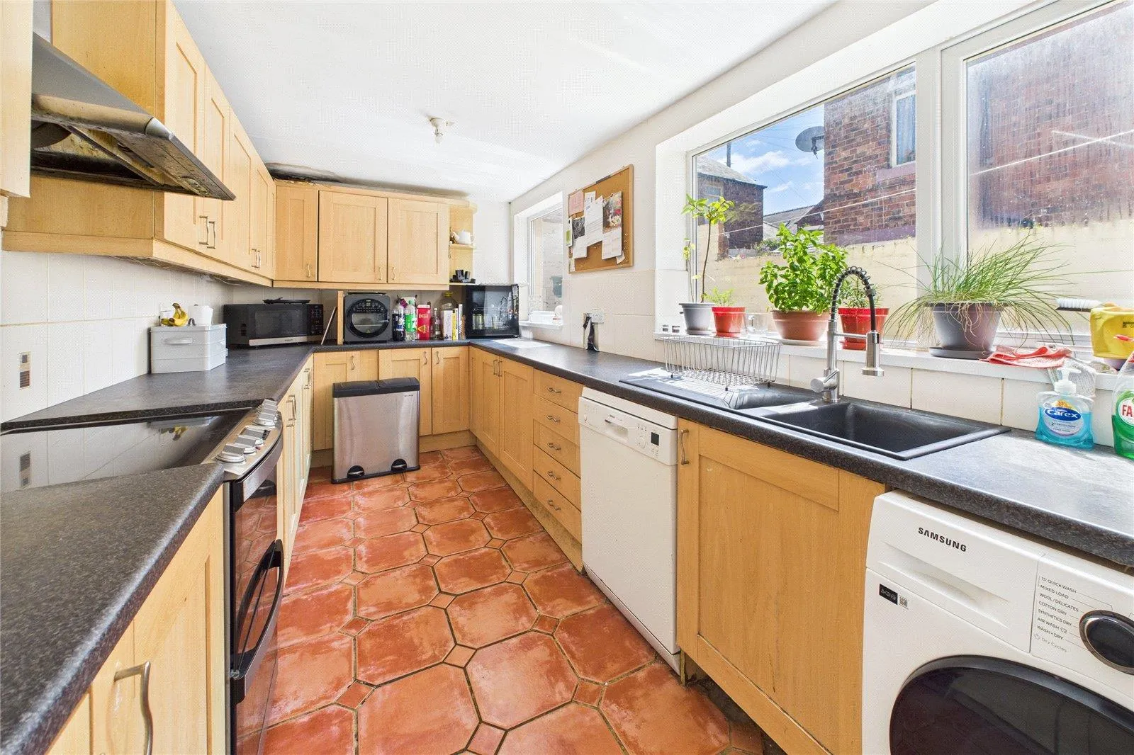 3 Bedroom House - End Terrace