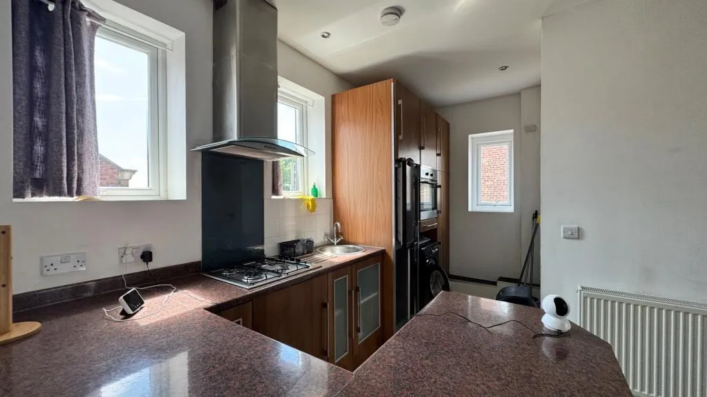 2 Bedroom Flat