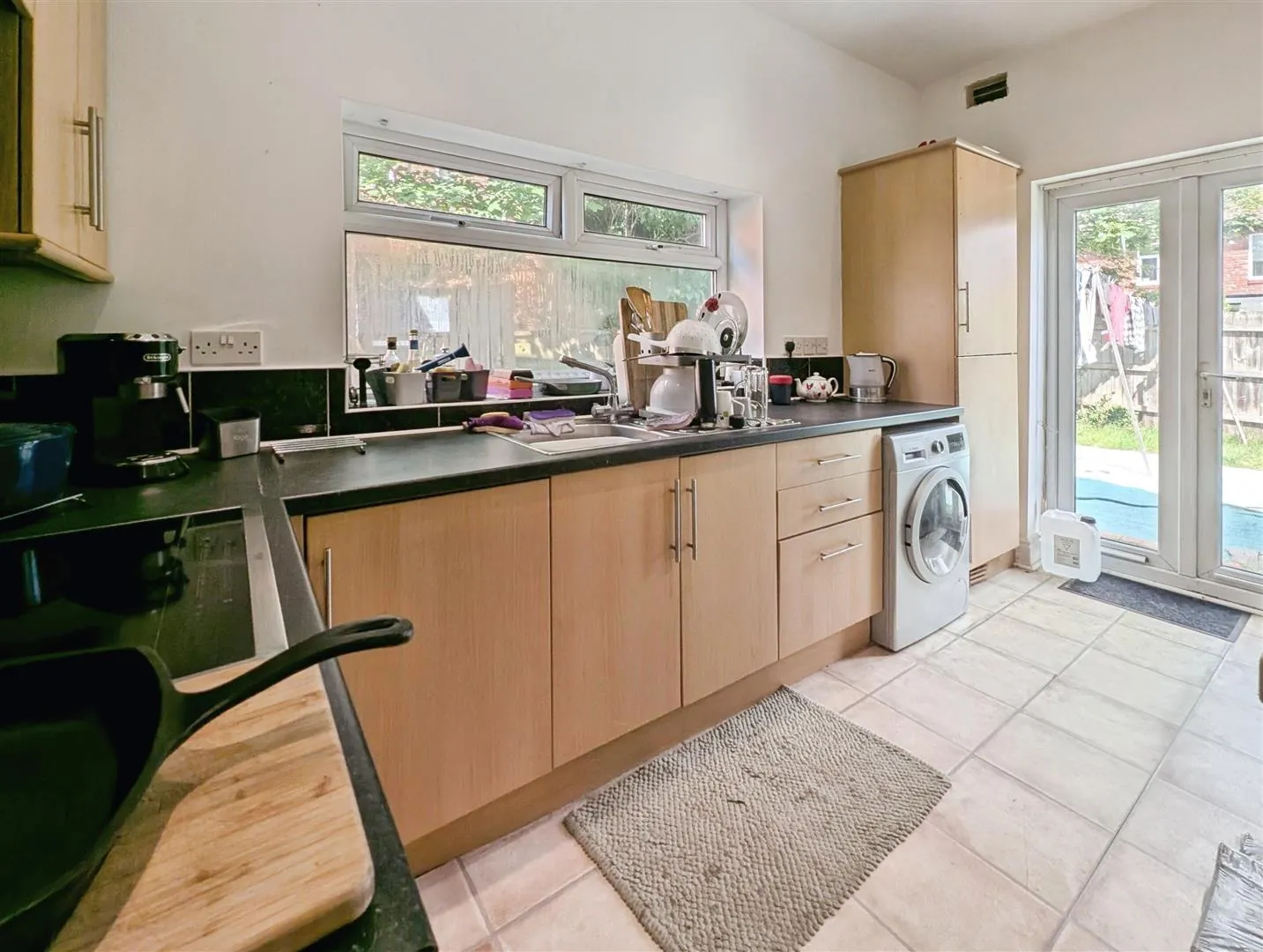 3 Bedroom Flat - Purpose Built
