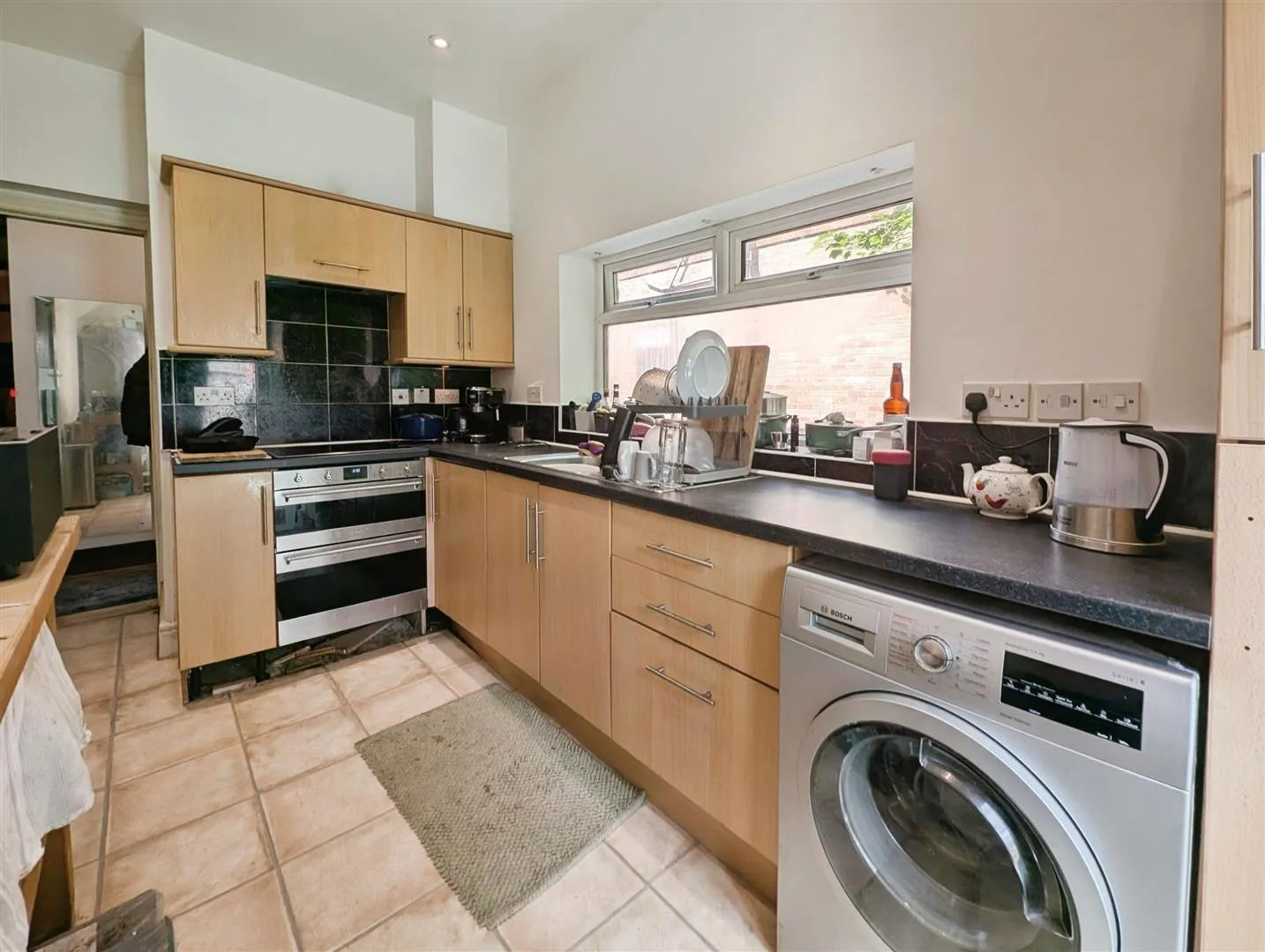 3 Bedroom Flat - Purpose Built