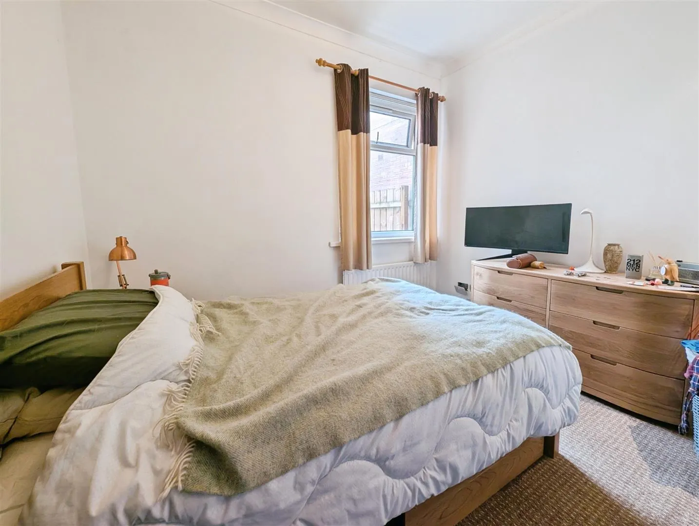 3 Bedroom Flat - Purpose Built