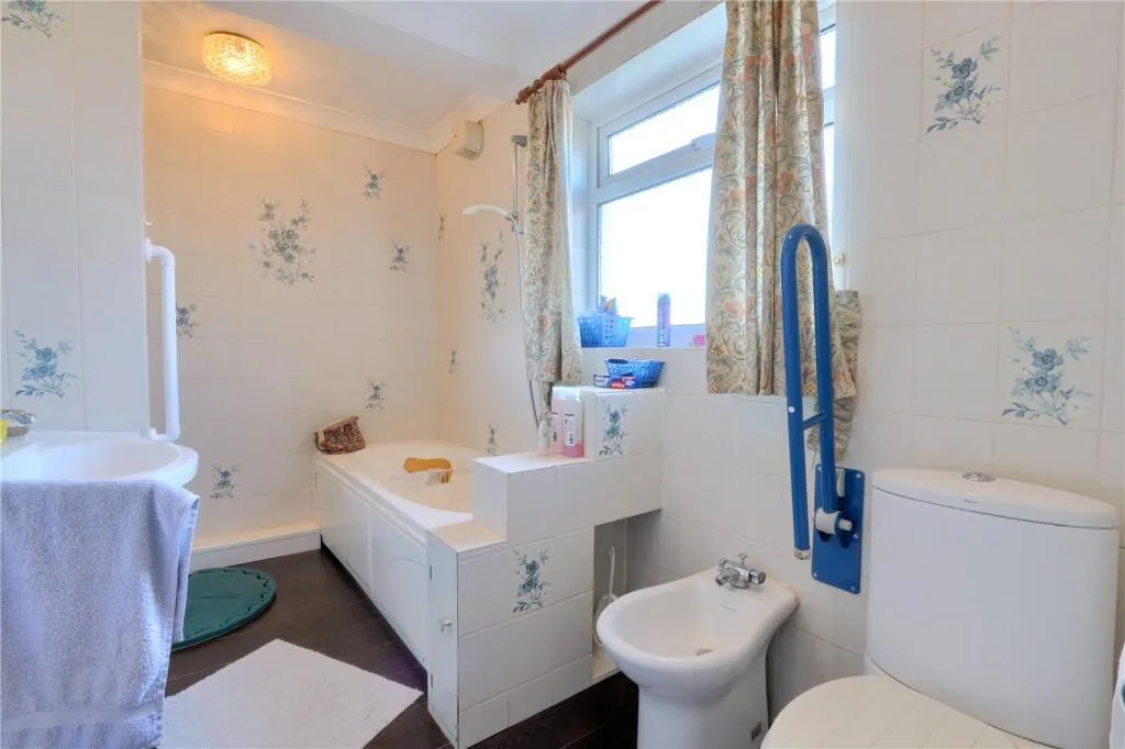 3 Bedroom House - Semi-Detached