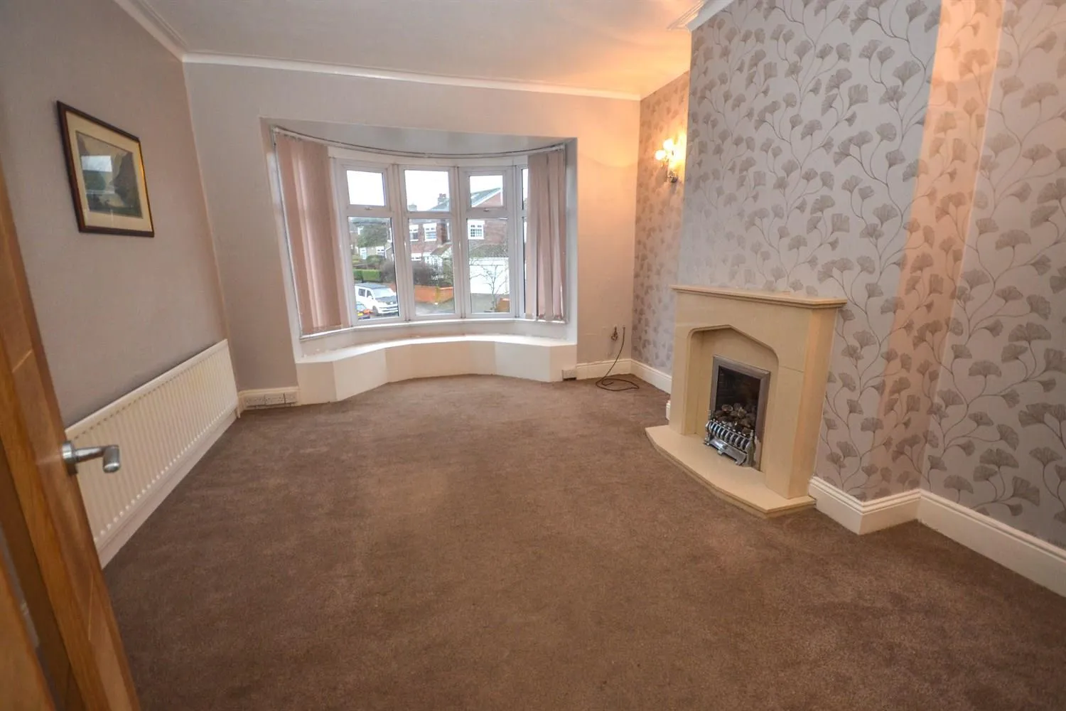 3 Bedroom Flat - Purpose Built