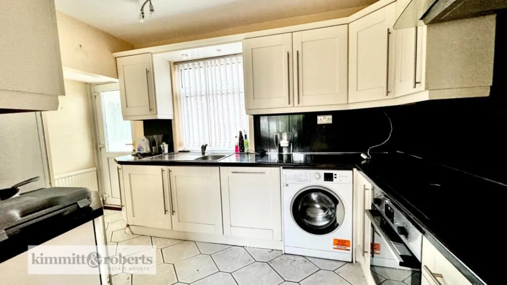 2 Bedroom House - Terraced
